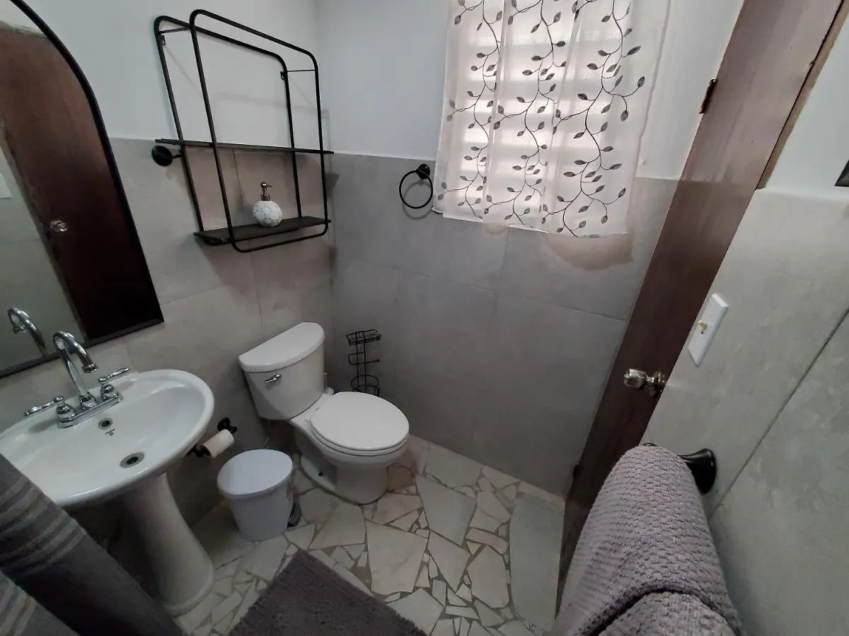 Aguadilla Surfers Lair Apt With Ac Wifi 8 Minute Walk To Crashboat Beach
